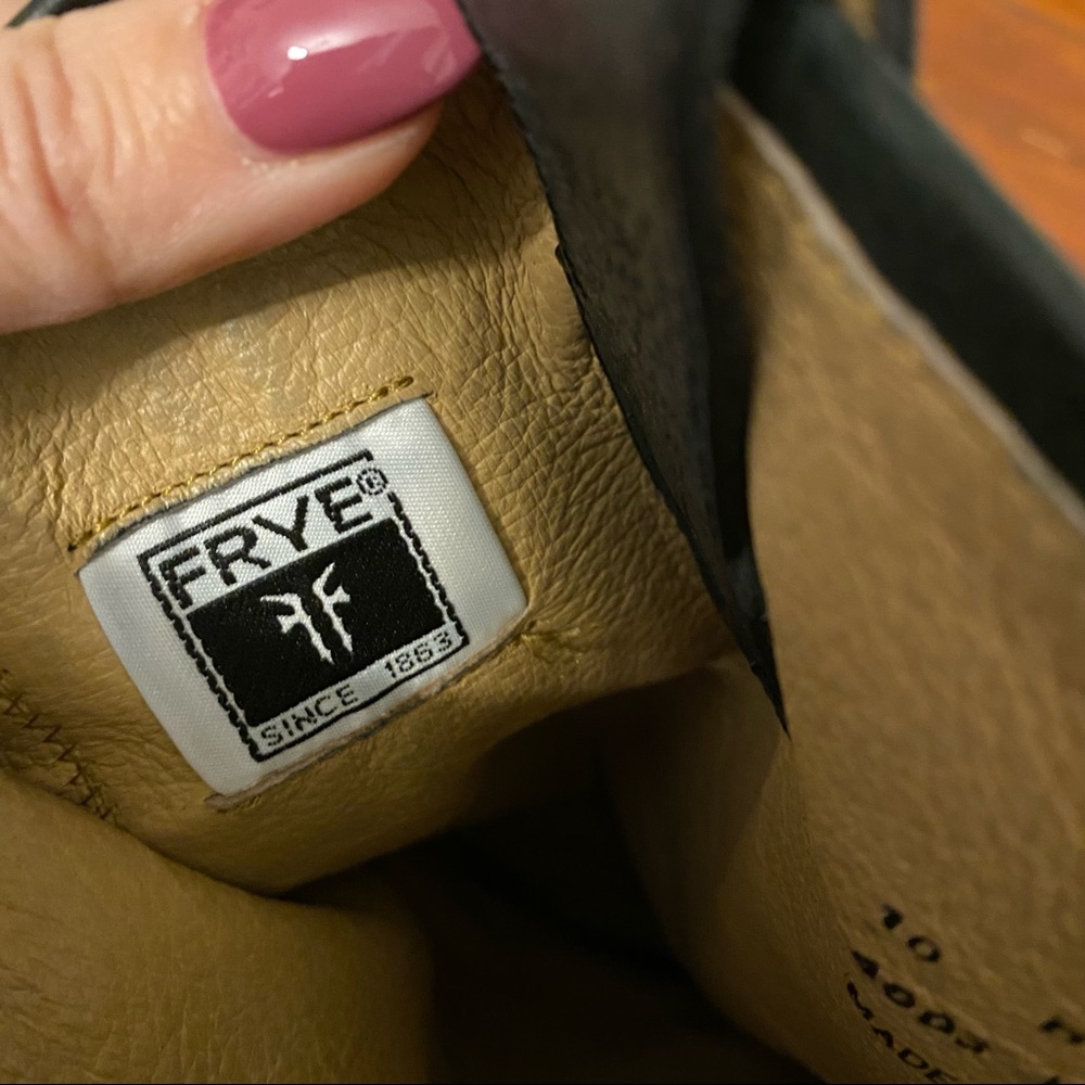 Frye Jackie Button Black Leather Boots 10 - Picture 11 of 11